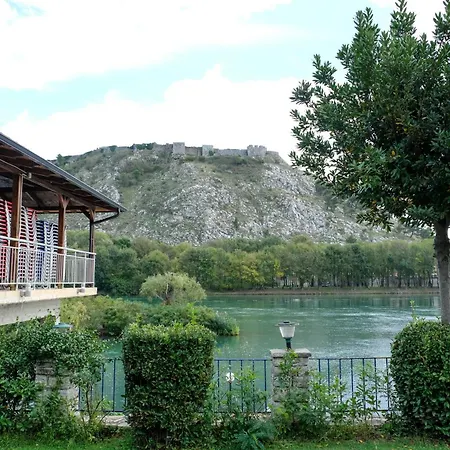 Hotel Buna Park Berdic e Siperme