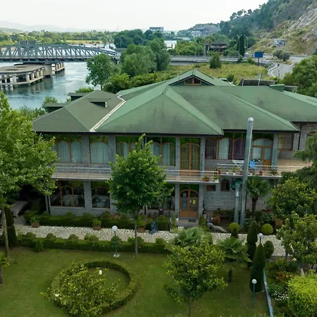 Buna Park 4*