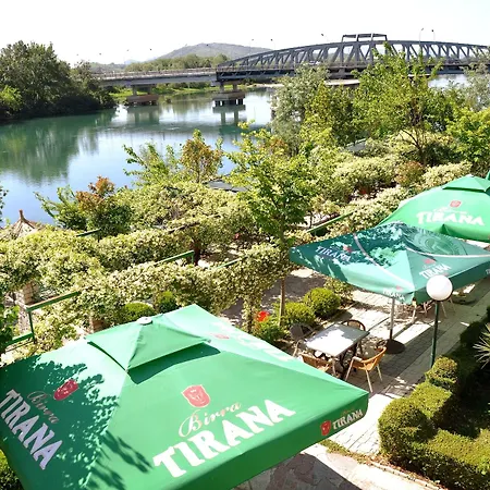 Buna Park 4*