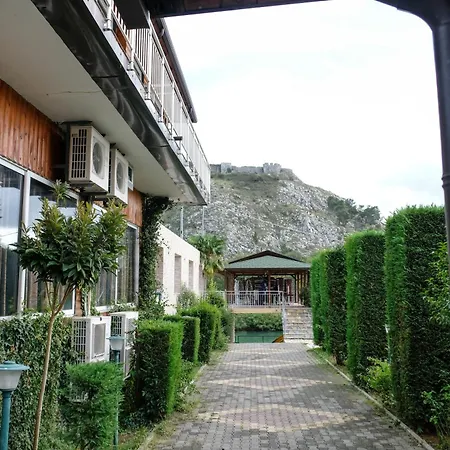 Buna Park מלון 4*