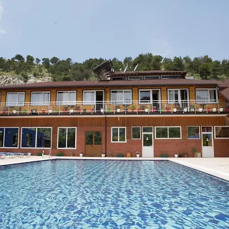 فندق Buna Park 4*