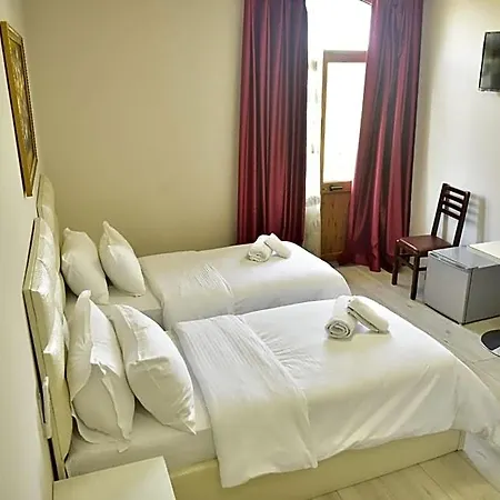 Hotel Buna Park 4*