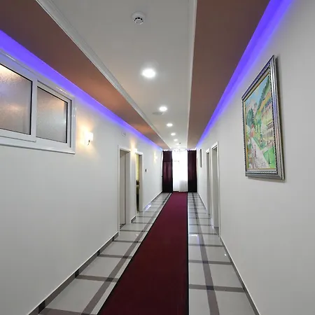 فندق Buna Park 4*