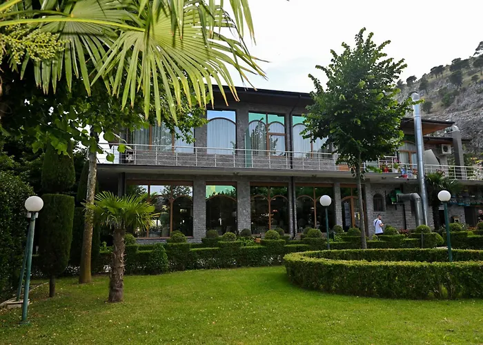 Buna Park 4* Berdic e Siperme