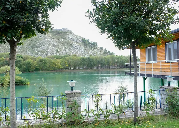 Hotel Buna Park Berdic e Siperme