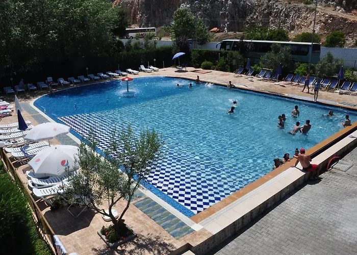 Buna Park Hotel 4*