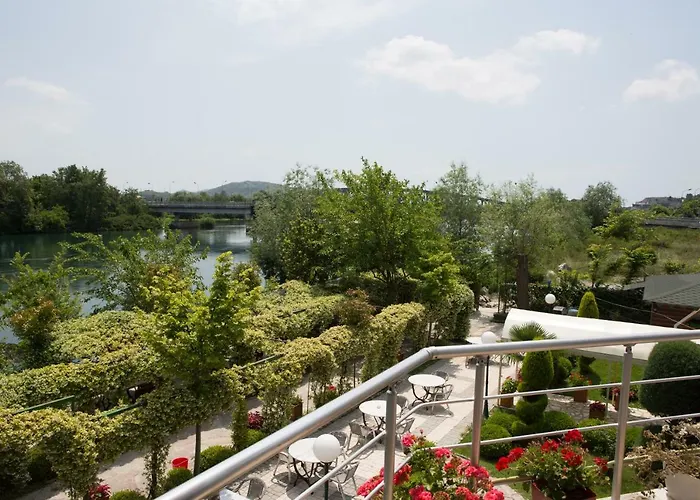 Buna Park 4* Berdic e Siperme