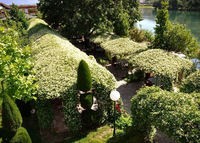 Buna Park 4* Berdic e Siperme